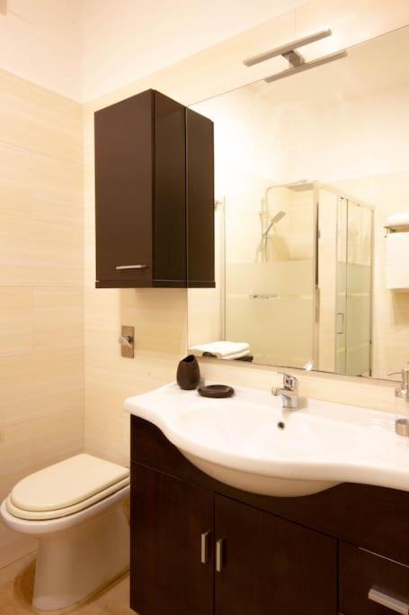 M'Place - Mondello Residence ปาแลร์โม ภายนอก รูปภาพ