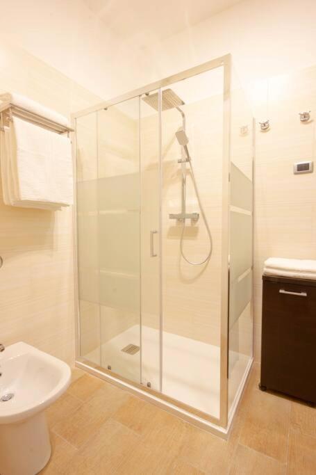 M'Place - Mondello Residence ปาแลร์โม ภายนอก รูปภาพ